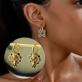 Par de aretes envernizados de estilo vintage con un toque sofisticado