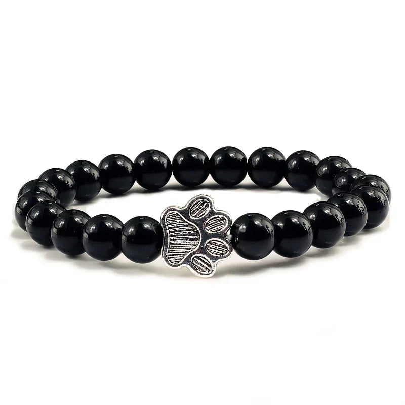 Pulsera con cuentas en forma de pata – diseño en piedra natural