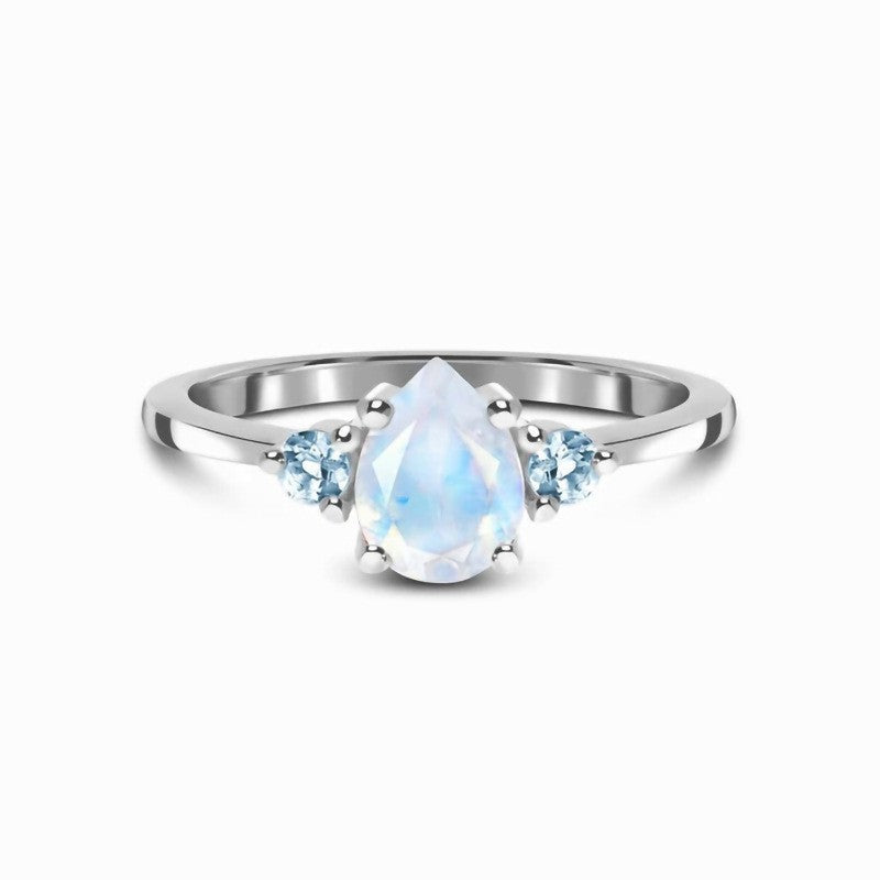 Anillo Louisa con Piedra lunar