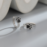 Tirsa™ | Pendientes Huggie Corazón Negro