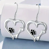 Pendientes de plata con diseño de corazón y pata