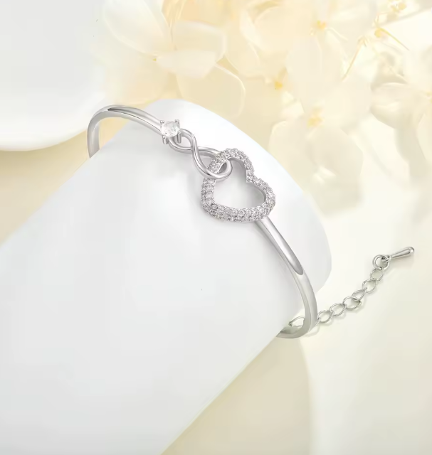 Infinity™ | Amor y Conexión Eterna