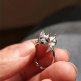 Anillo ajustable para perros en estilo retro