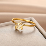 Anillo con ojo en forma de gota de oro