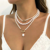 Collar elegante de perlas