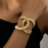 Elegante Brazalete Doble Oro