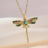 Elaria™ | Collar Radiante de Libélula Verde