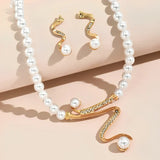 Set de Collar y Aretes de Perlas Naturales